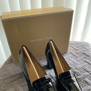 MICHAEL Michael Kors Bayville Loafer